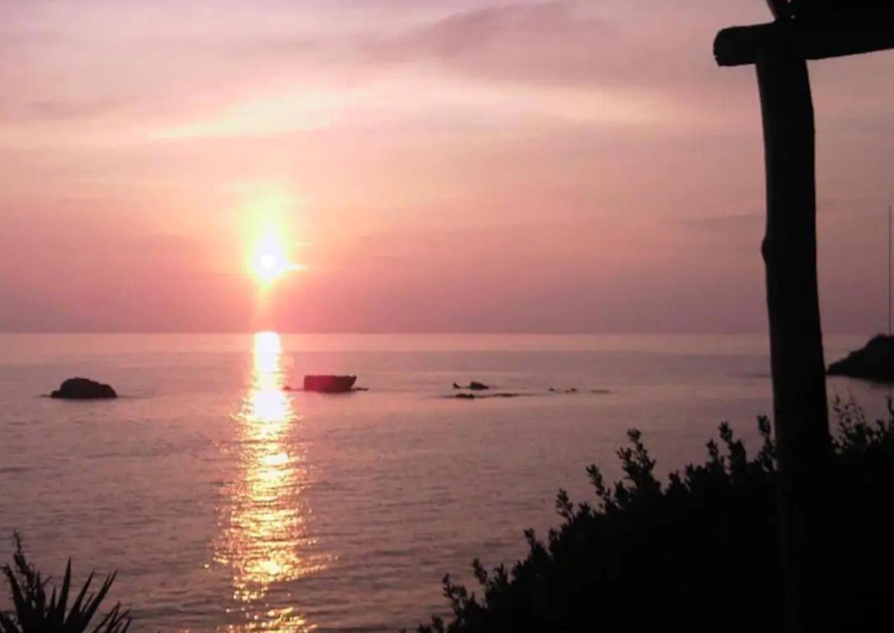 Stefanias Prasoudi Beach Agios Matthaios  ภายนอก รูปภาพ