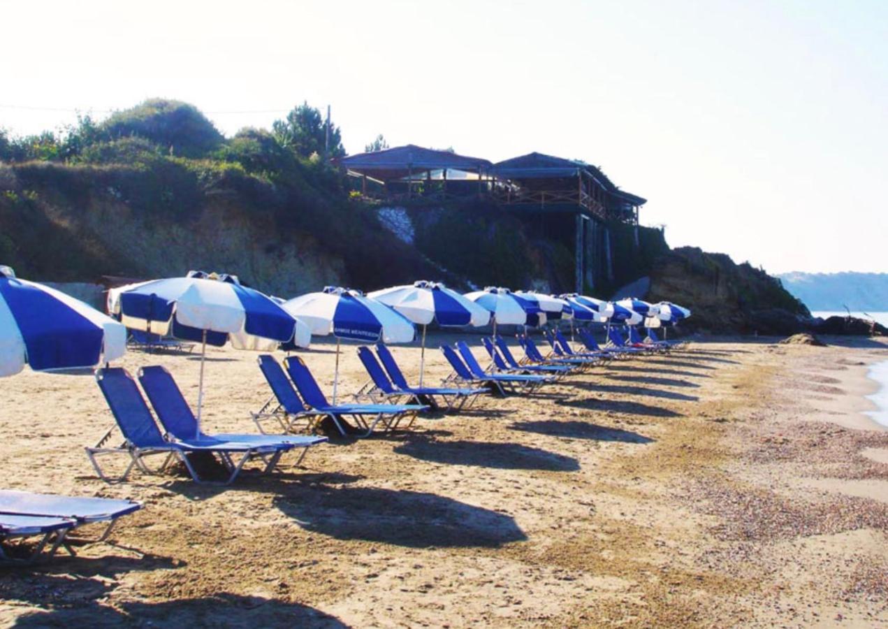 Stefanias Prasoudi Beach Agios Matthaios  ภายนอก รูปภาพ